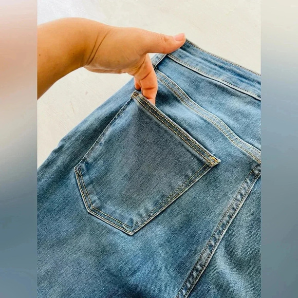 Universal Thread High Rise Skinny Denim Jeans With Patch Size 10 30R $32 - Picture 6 of 13